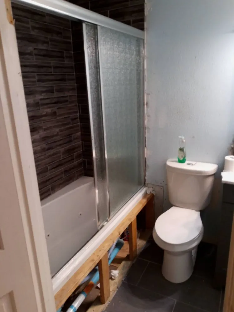 Slide of Everlast Plumbing & General Contractors