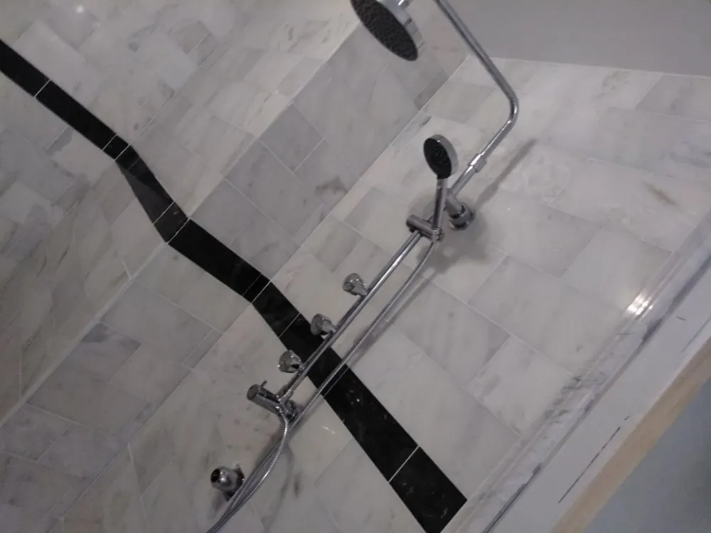 Slide of Everlast Plumbing & General Contractors