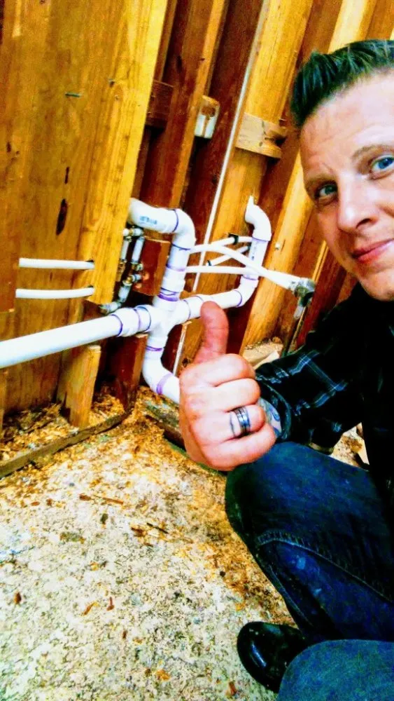 Slide of Everlast Plumbing & General Contractors