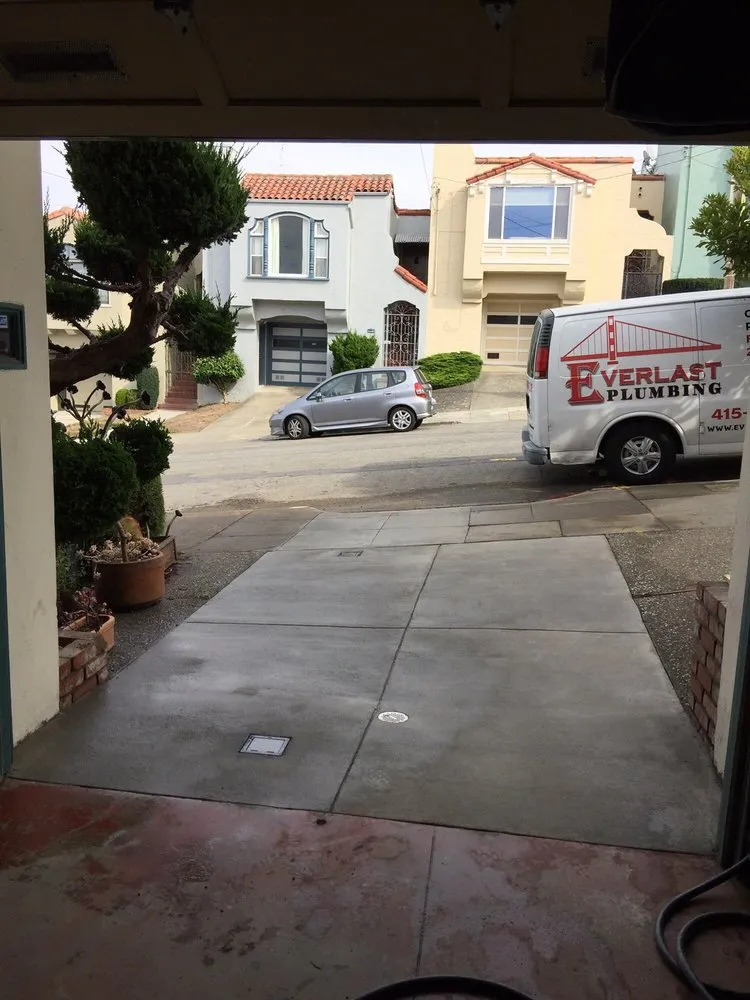 Slide of Everlast Plumbing