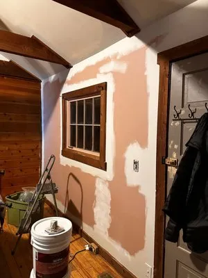 Everyday Solutions Construction Logo