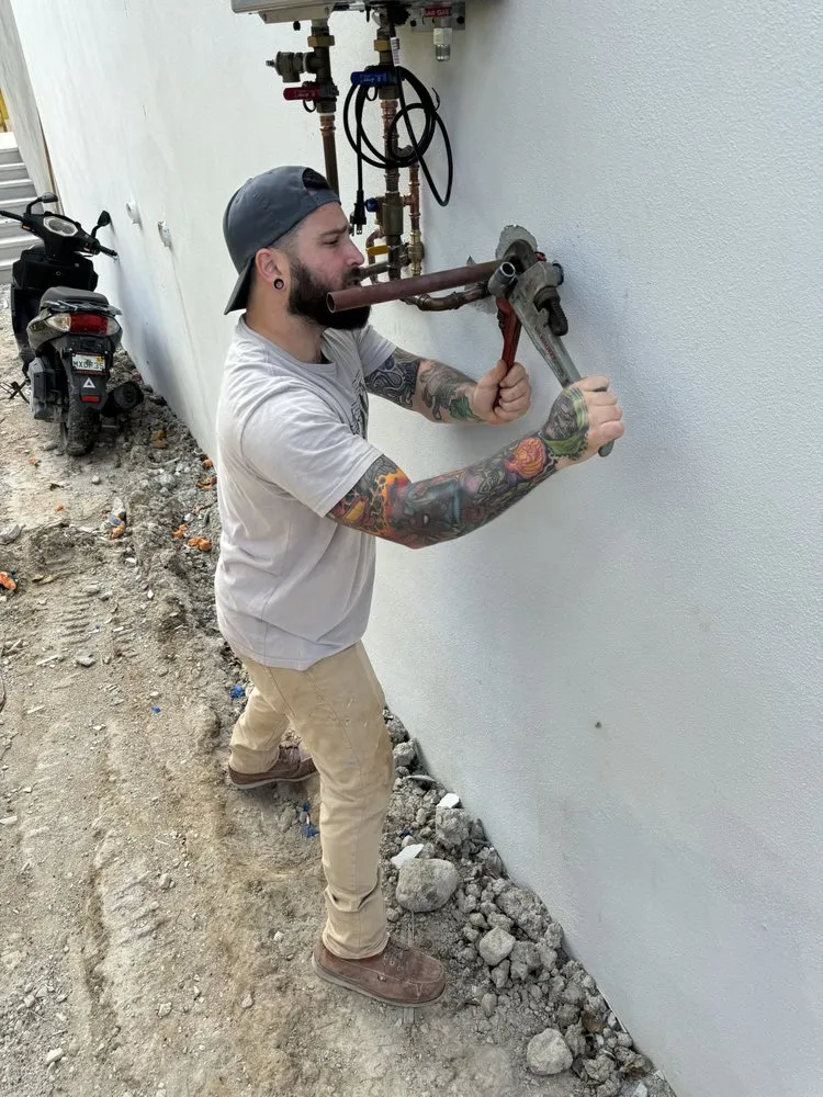 Expert leak detection experts serving Hollywood, FL - Everyones Plumber