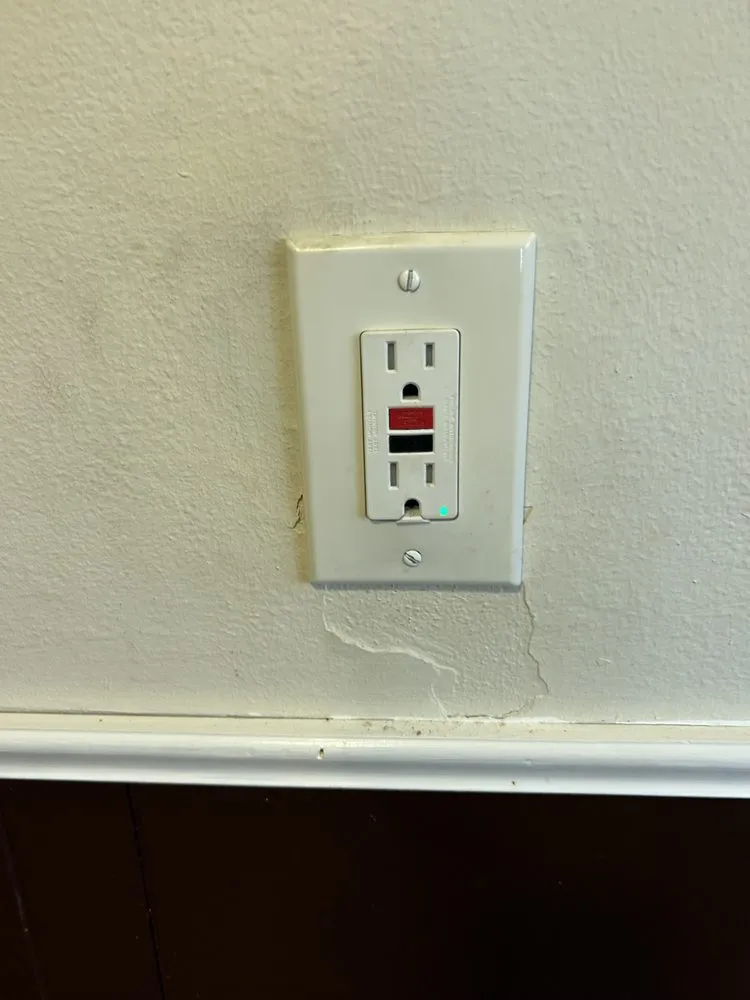 Quality emergency plumbing for homes in Florissant, MO by Evolve Construction and Electric