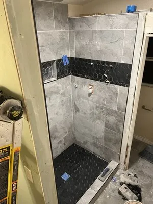 Expert Cooling And Heating Logo