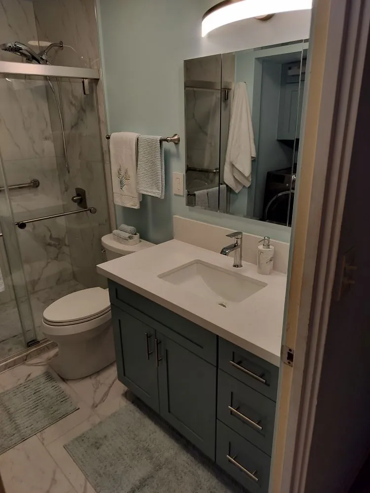 Slide of Expert Guys Construction