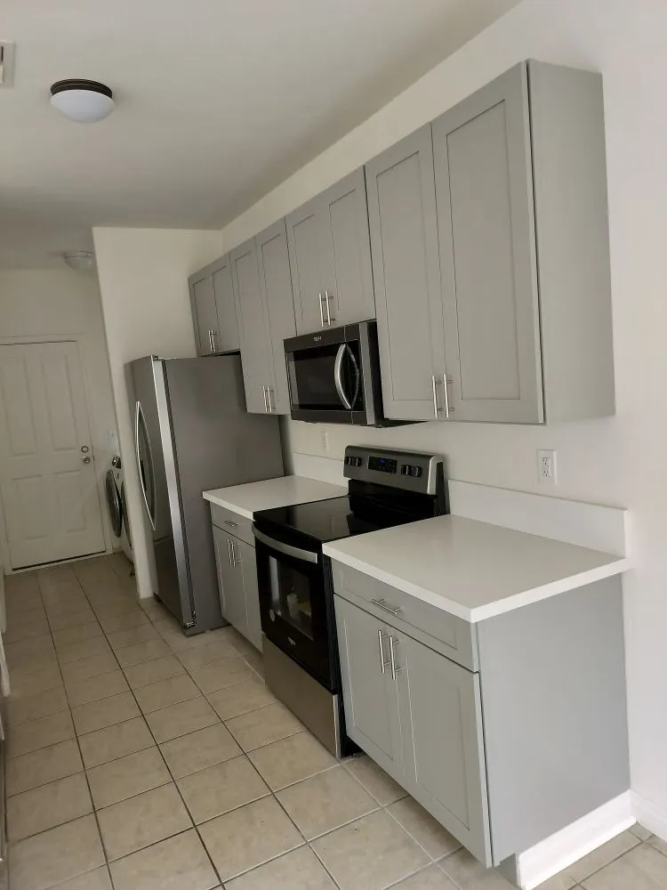 Slide of Expert Guys Construction