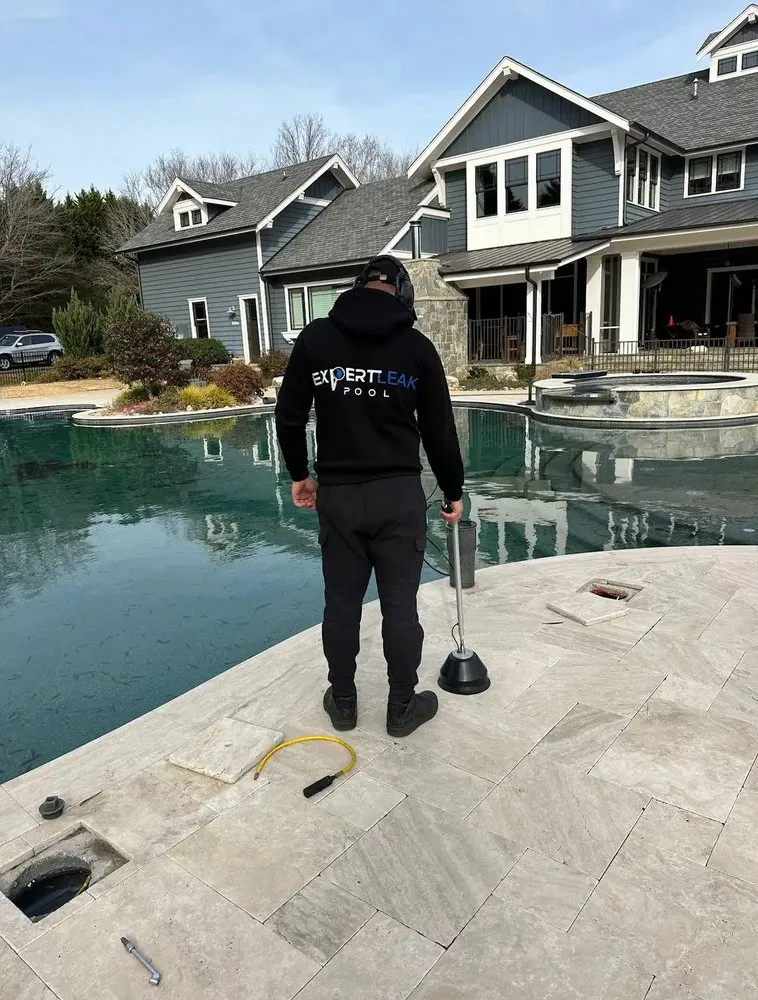 Slide of Expert Leak Pool