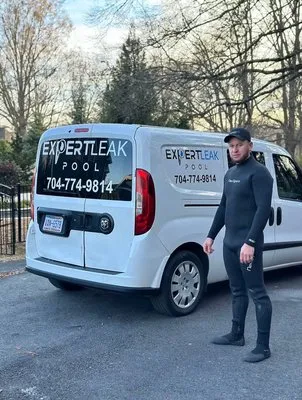 Expert Leak Pool Logo