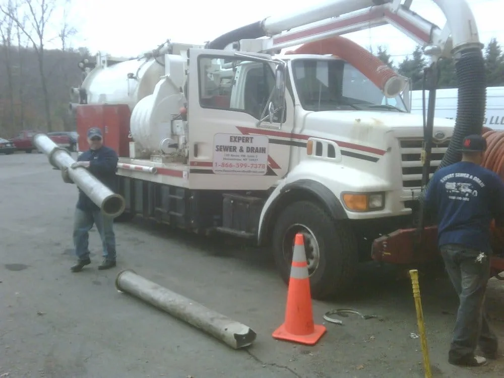 Slide of Expert Sewer & Drain LLC