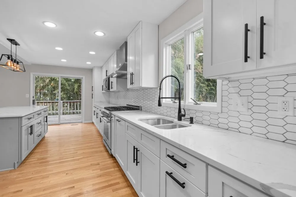 Slide of Experts Remodel