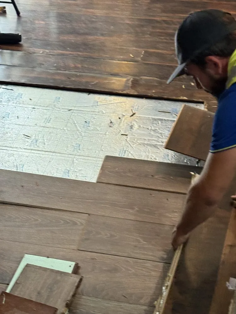 Slide of Express 24HR Plumbing And Electrical