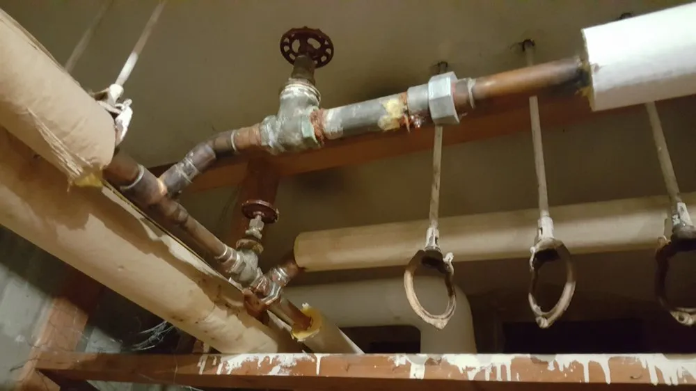 Slide of Express Plumbing & Repiping