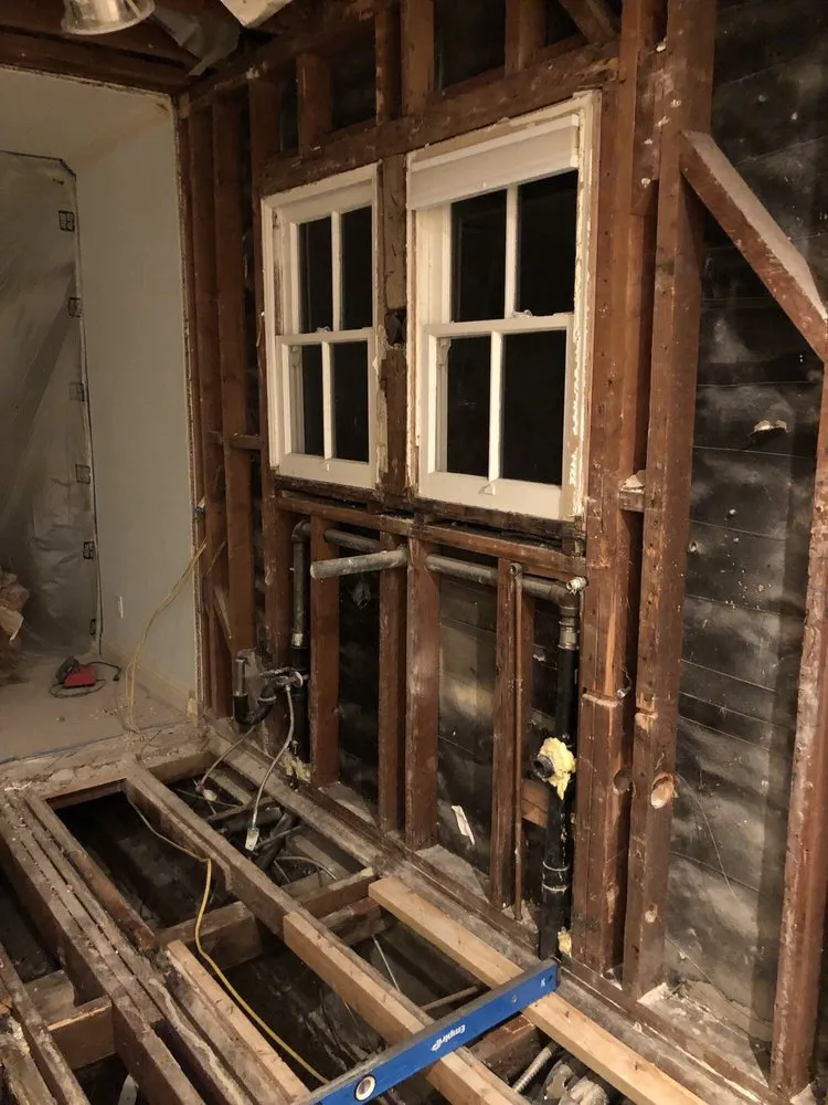 Expert water heater service service in Los Angeles, CA - Exquisite Industries