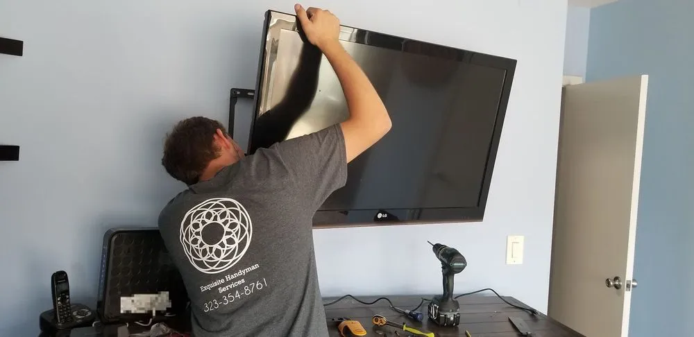 Top-rated water heater service experts serving Los Angeles, CA - Exquisite Industries