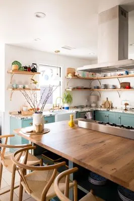 Exquisite Industries Logo