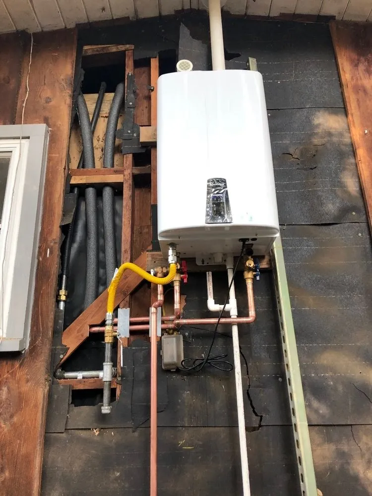 Slide of Extreme Plumbing and Rooter