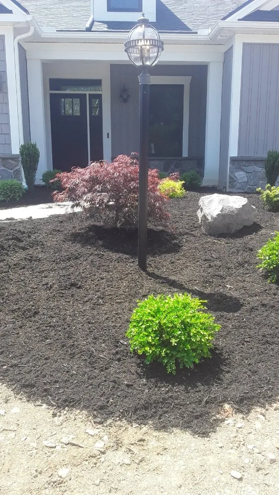 Slide of E/Z Landscaping and Contracting