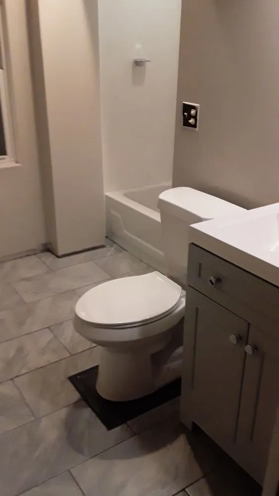 Slide of E/Z Landscaping and Contracting