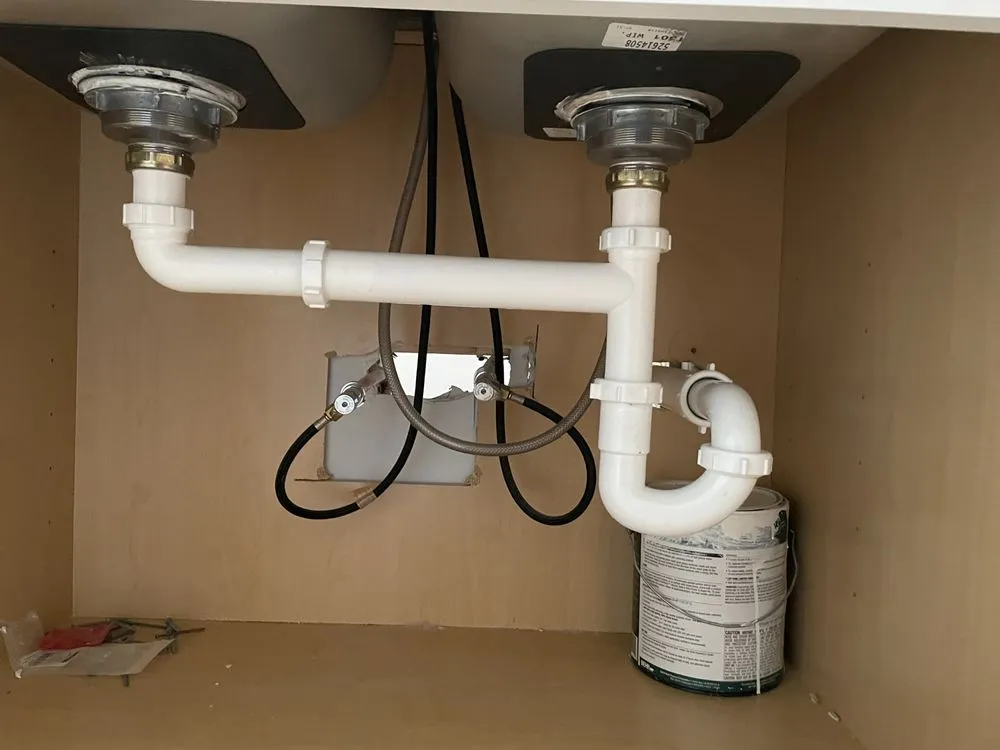 Slide of EZ Plumbing & Drains