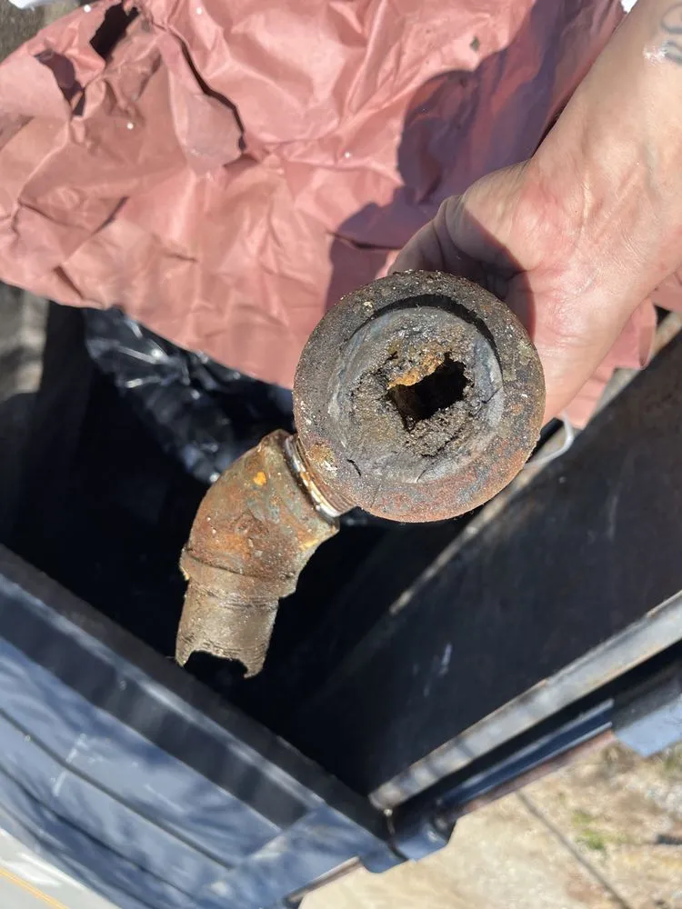 Slide of EZ Plumbing Pipes & Drains