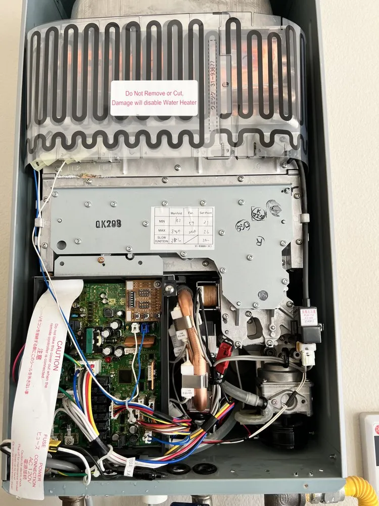 Emergency plumbing repair experts serving San Fernando Valley, CA - EZPLUMBING