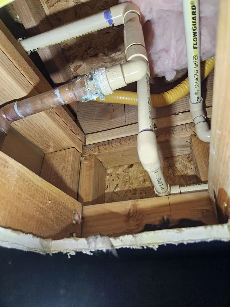 Professional plumbing repair experts serving San Fernando Valley, CA - EZPLUMBING