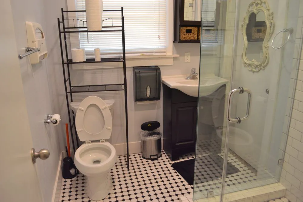 Slide of F & M Plumbing