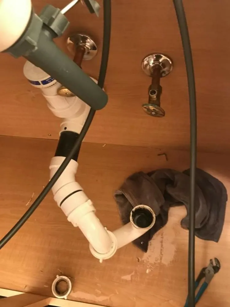 Slide of F & R Plumbing