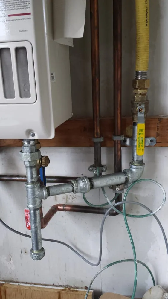 Professional water heater service in Pacifica, CA by F&A Plumbing&Rooter