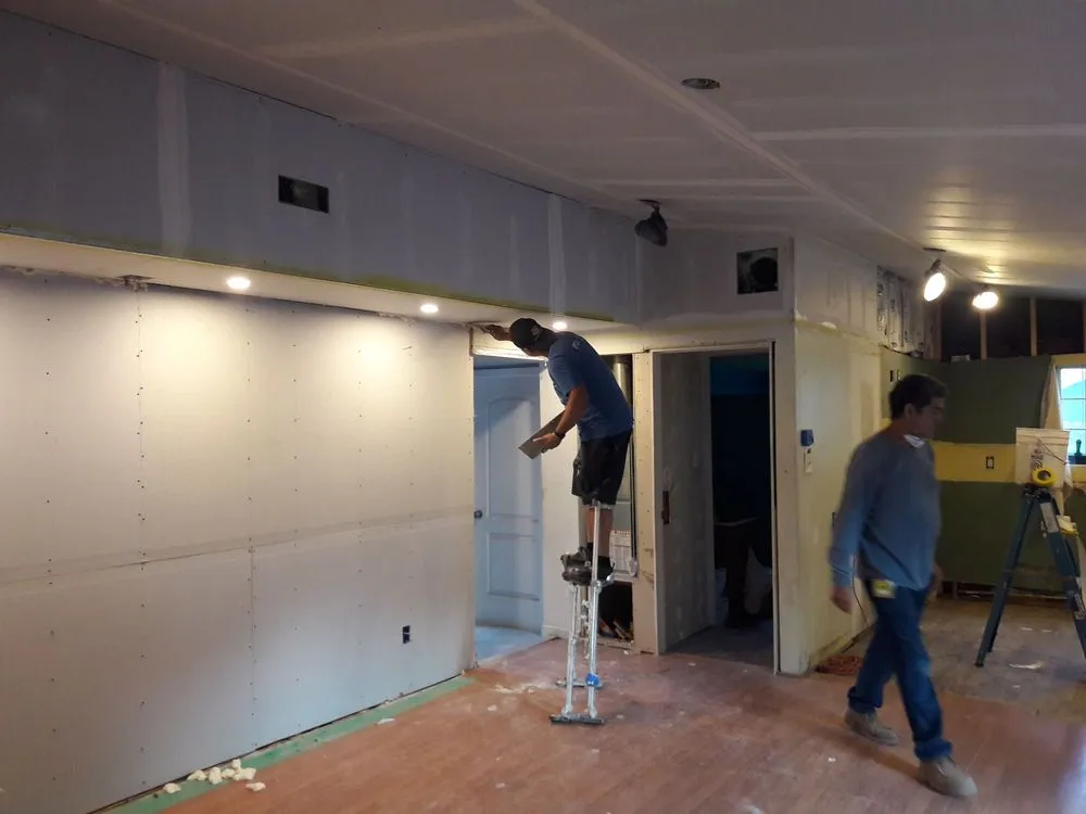 Slide of Fab Handyman Services