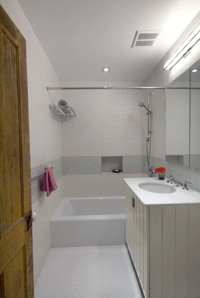 Slide of Fabian Construction