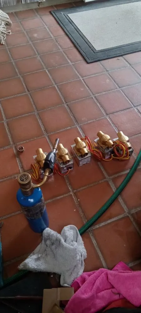 Slide of Factotum Handyman