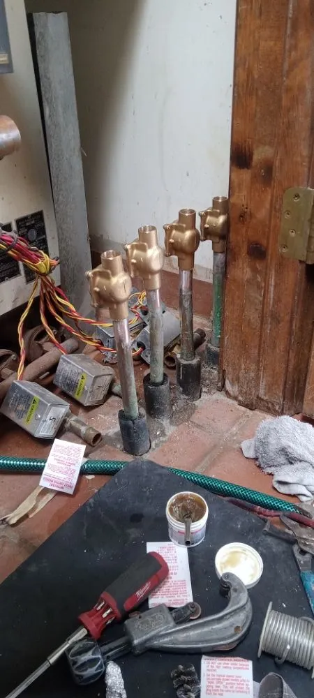 Slide of Factotum Handyman