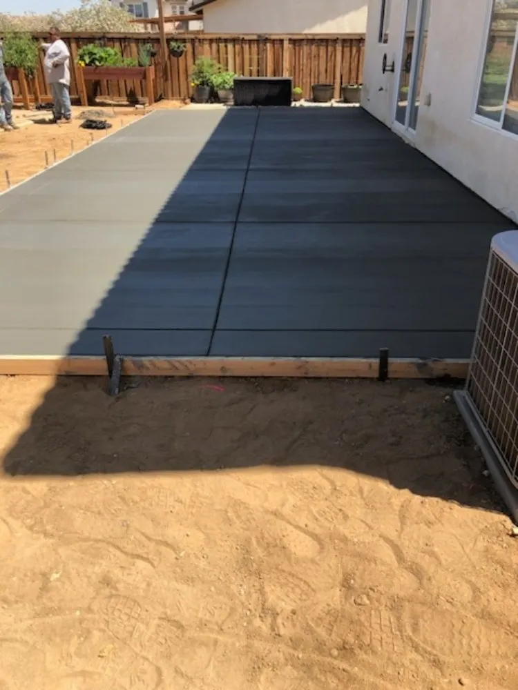 Emergency pipe repair experts serving Los Angeles, CA - Faith Builders