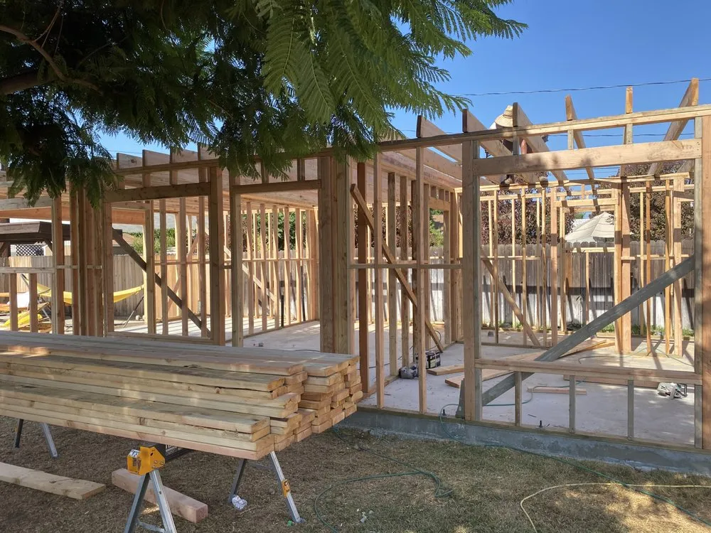 Slide of Famaul Construction