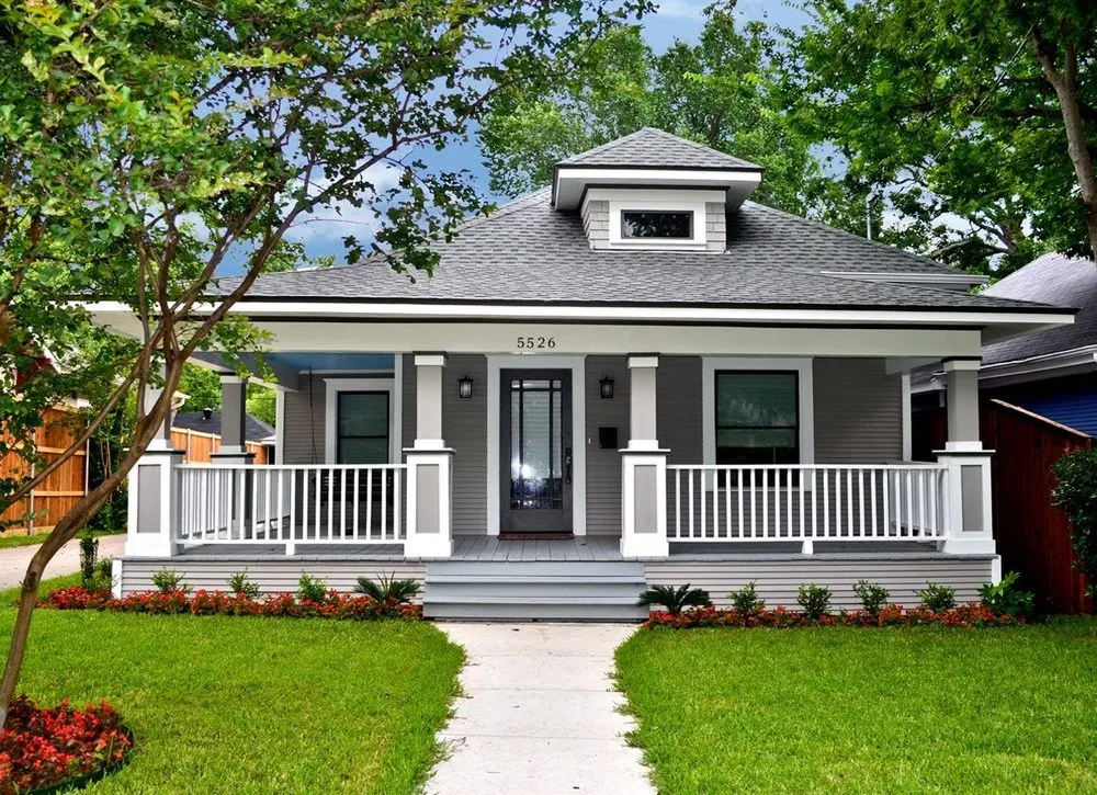 Slide of Famaul Construction