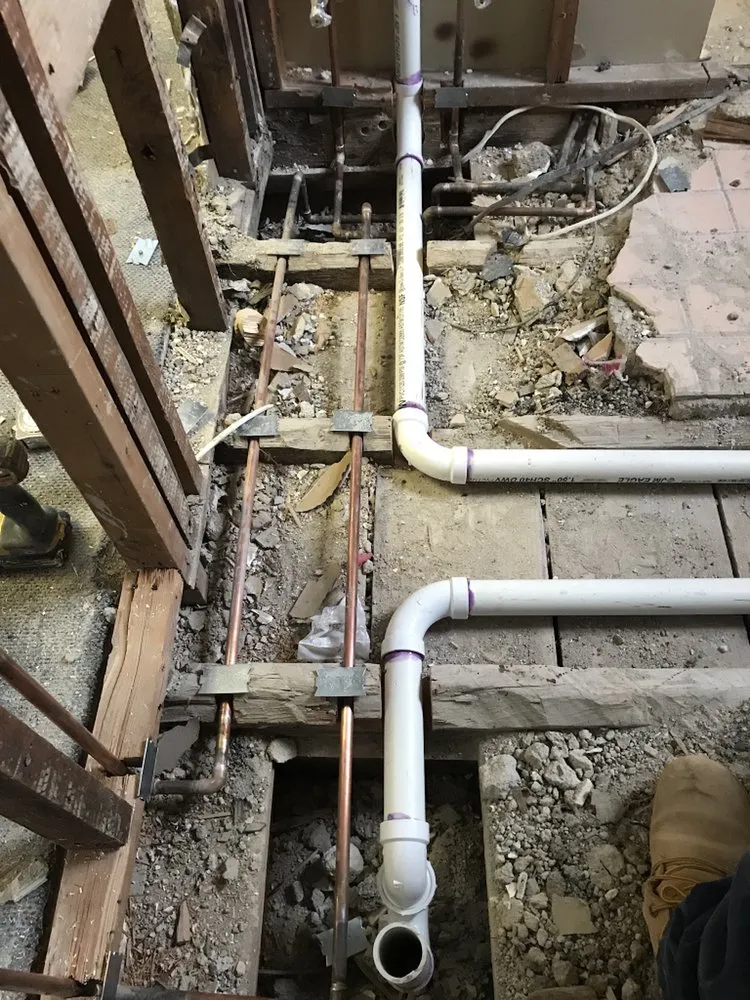 Slide of Familly General Contractor