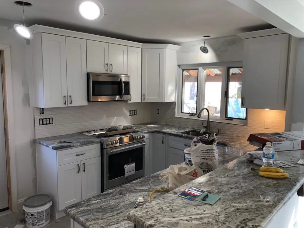 Slide of Familly General Contractor