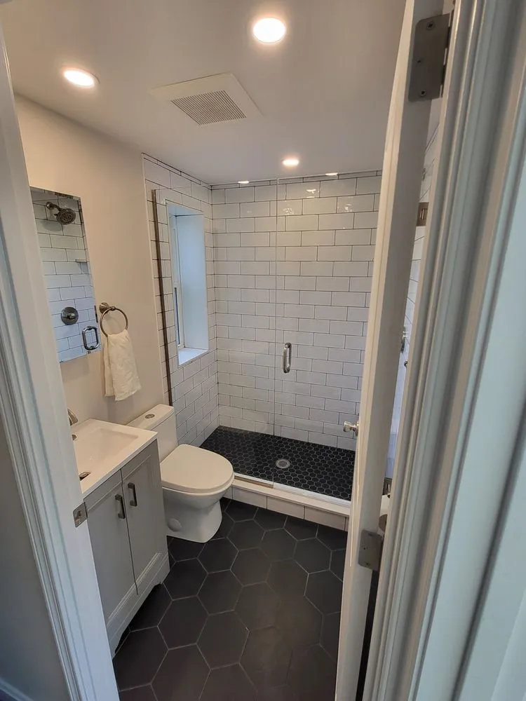 Slide of Family & Friends Builders