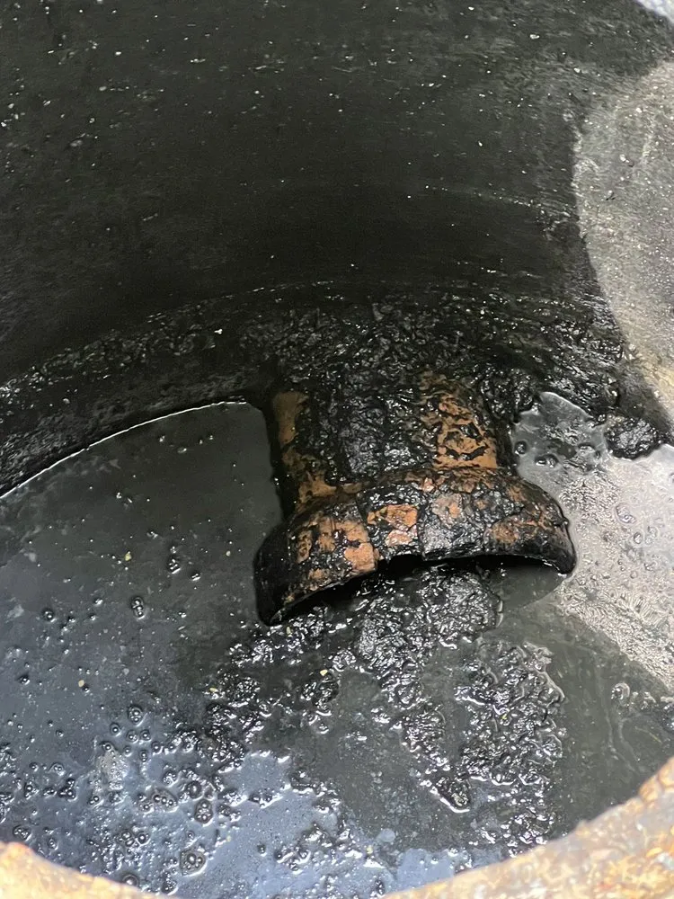 Slide of Family Rooter Drain & Sewer