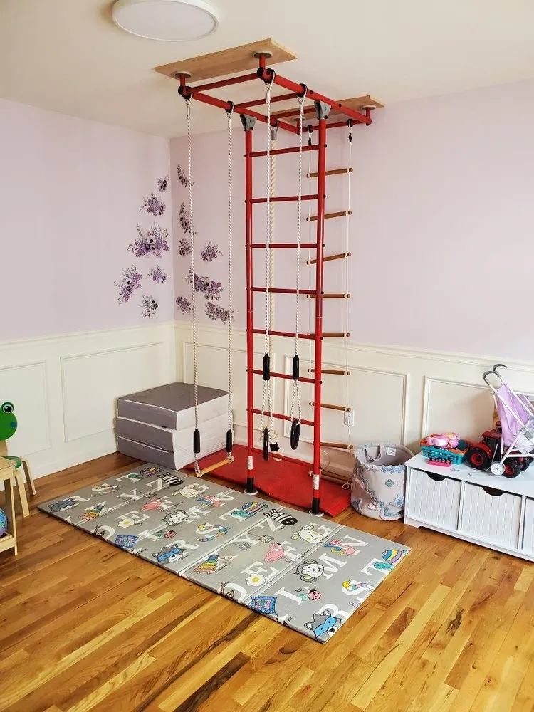 Slide of Family Star SHV