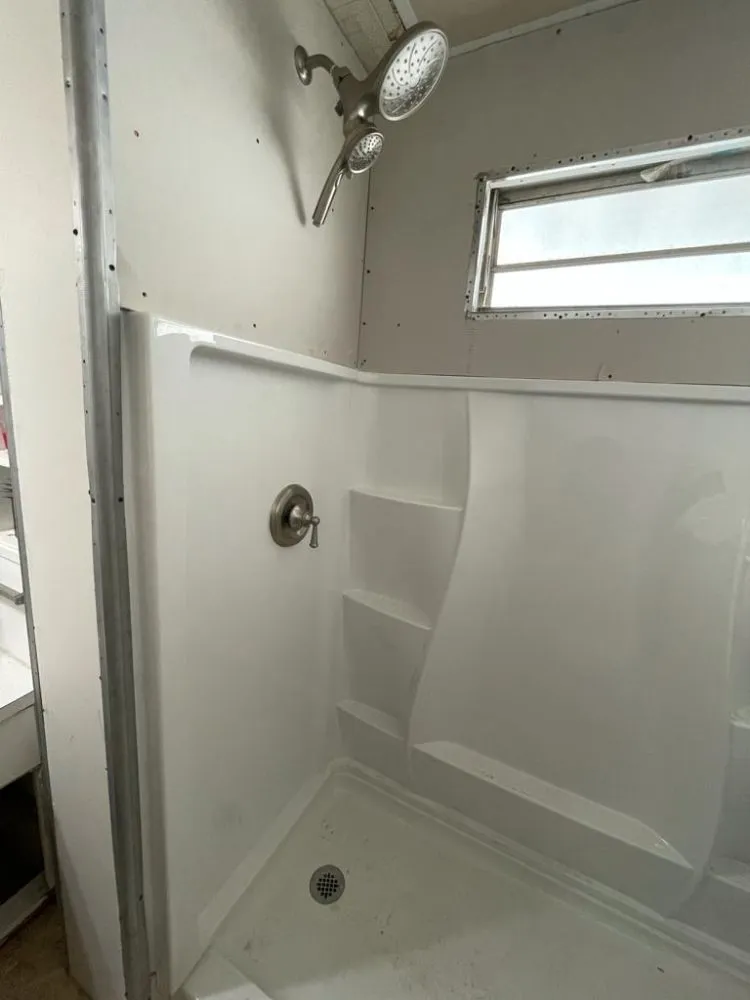 Slide of Farfan Handyman