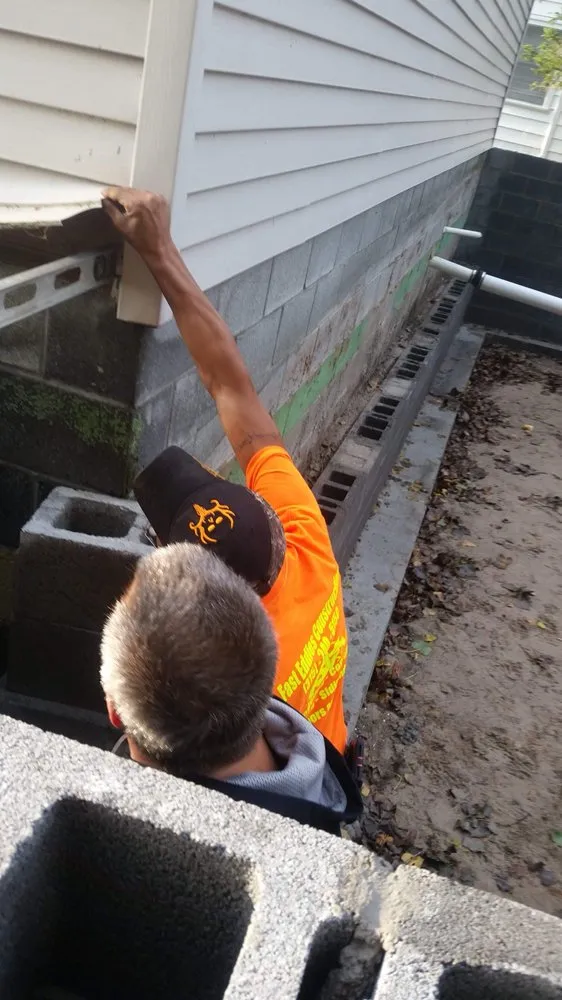 Slide of Fast Eddies construction