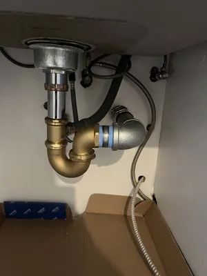 Fast Flow Pipe Repair Drain Cleaning Logo