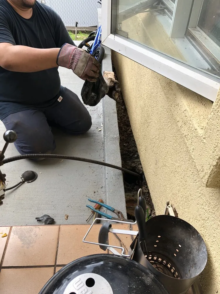 Slide of Fast Rooter Plumbing