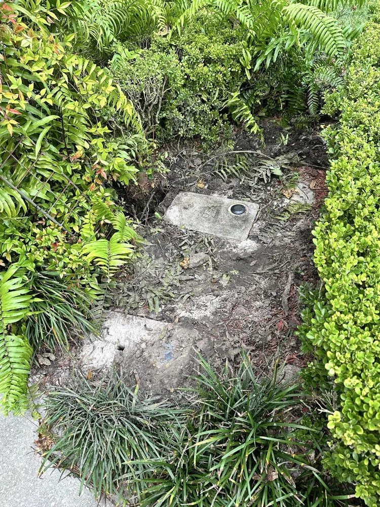 Slide of Fenwick Home Services