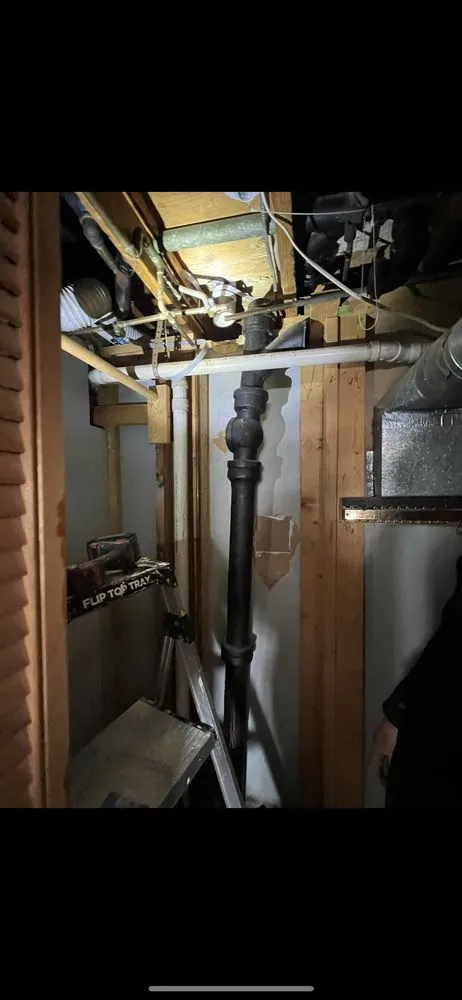 Quality water heater service for homes in Woodbridge, VA by Fer Plumbing & Remodeling Services