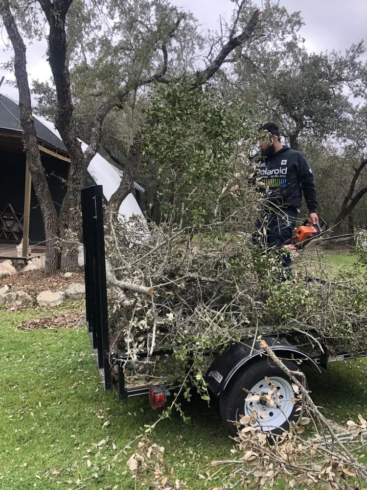 Professional leak detection service in Lakeway, TX - Fine Finish Handyman