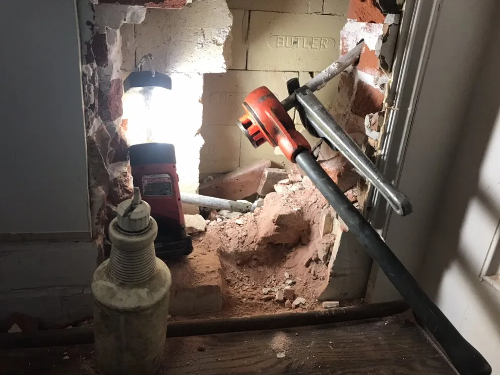 Emergency emergency plumbing for homes in Houston, TX by First Aid Plumbing