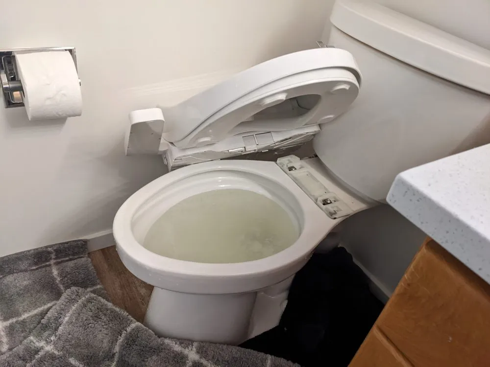 Quality emergency plumbing experts serving Pittsburg, CA - First Class Water Heaters